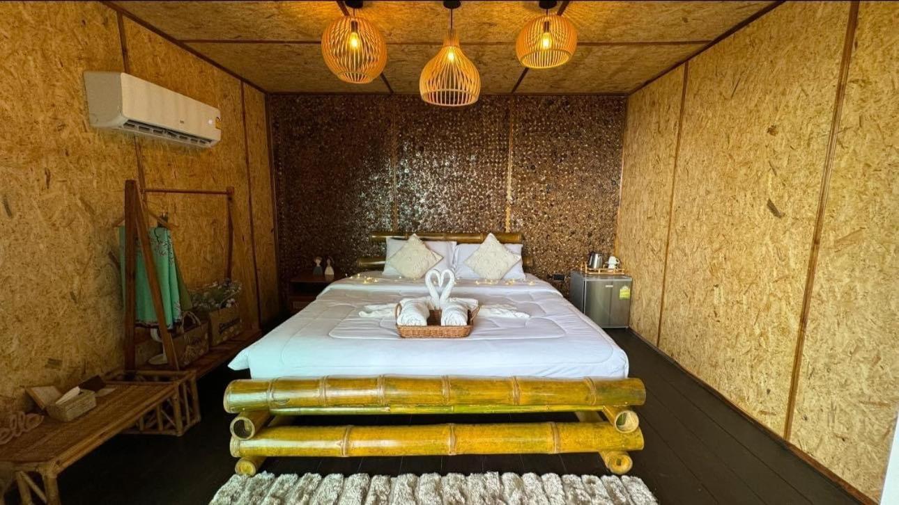 Greenheart Garden View Camp Phuket Praia de Kata Exterior foto