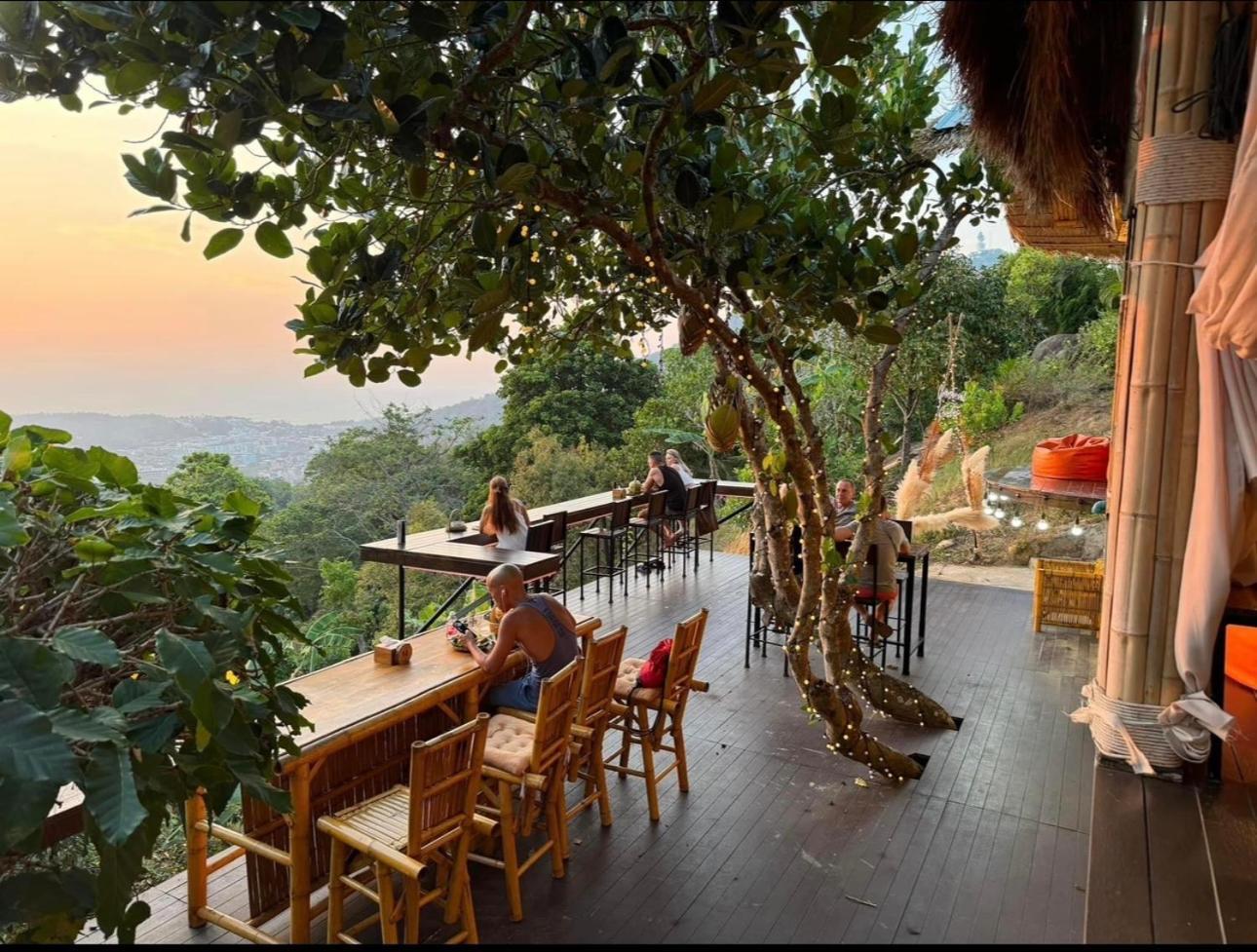 Greenheart Garden View Camp Phuket Praia de Kata Exterior foto